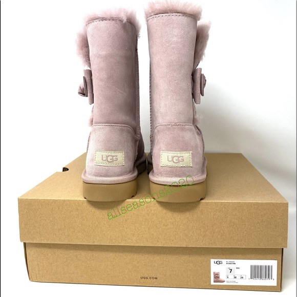 UGG Daelynn Women’s Boots Suede Light Pink - Picture 10 of 11